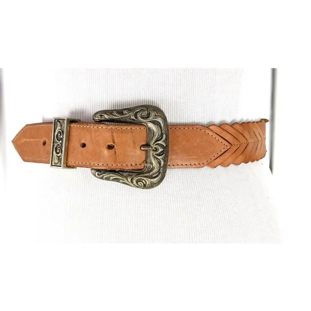 ✨Vintage Milor brown wide leather laser cut western buckle Sz M/L belt✨